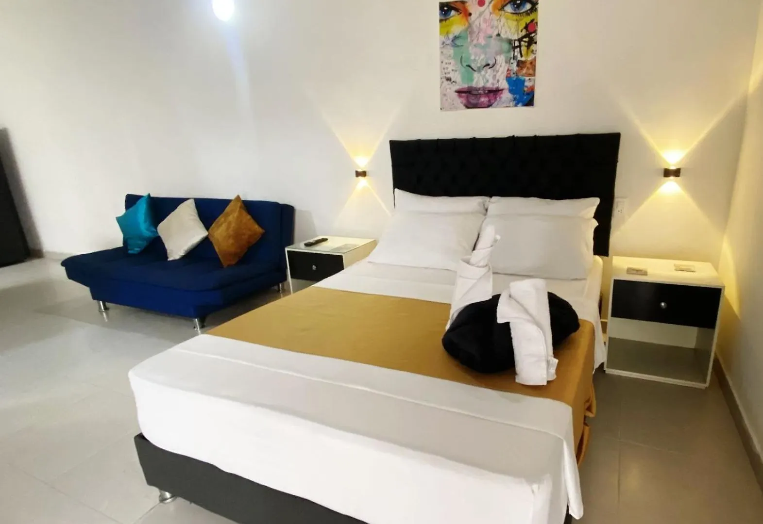 Aparta Suites Rosales Medellín