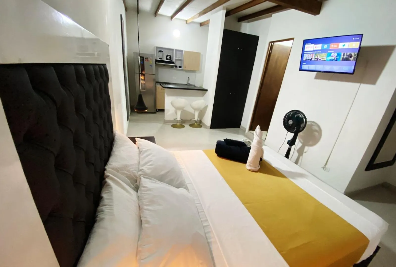 Aparthotel Aparta Suites Rosales Medellín